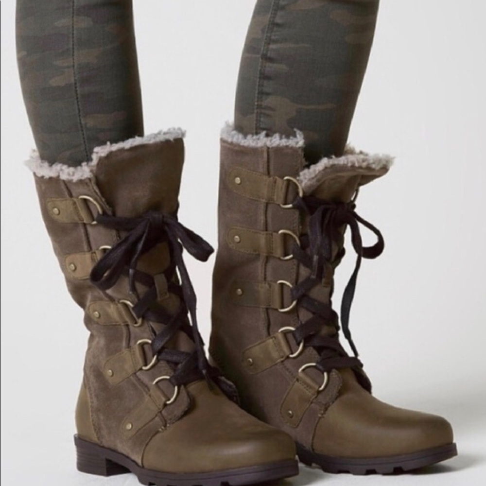 Sorel Emilie Boots 9.5